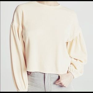 Z supply balloon sleeve thermal top!